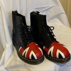 Dr. Martens 1460 Union Jack Size UK6/US8 (Rare, Never Worn)